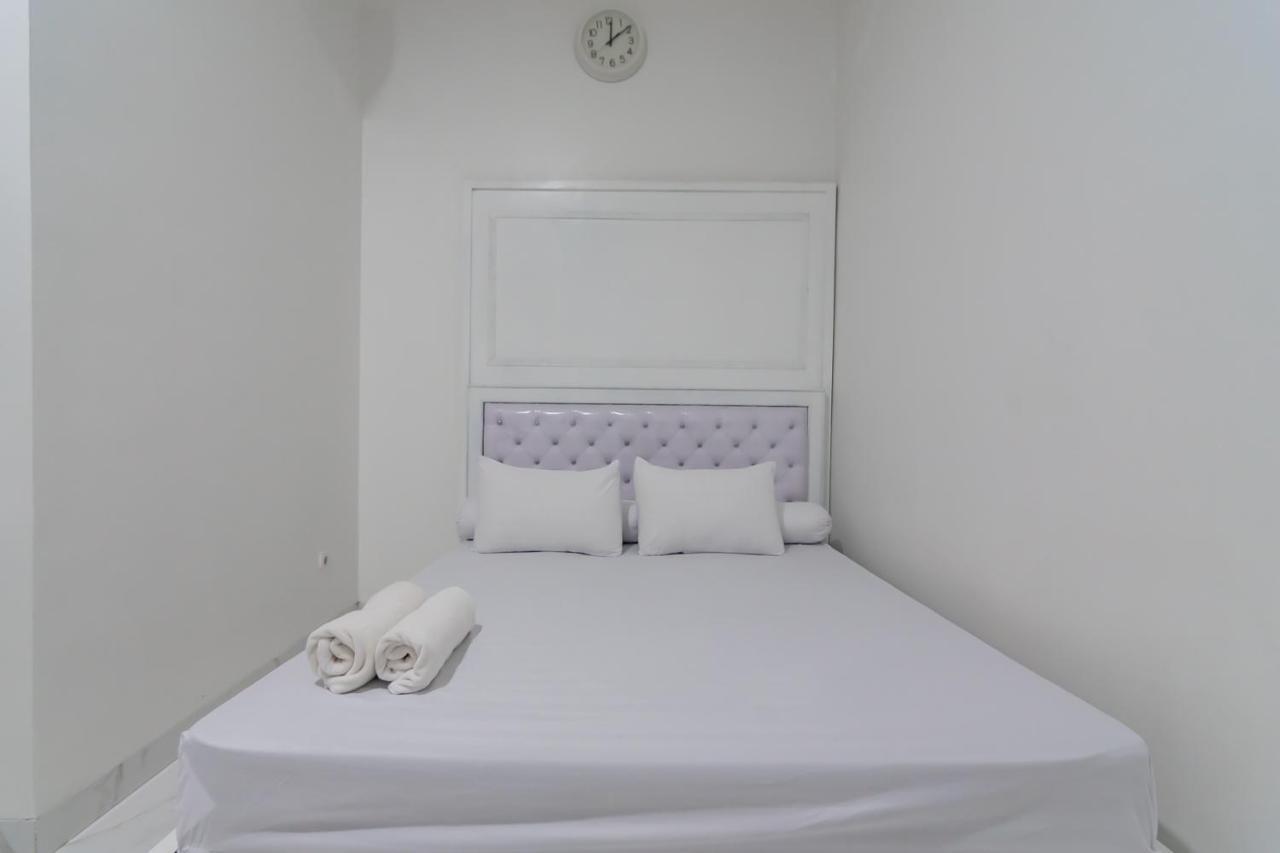 Family Homestay Syariah Cirebon Mitra Reddoorz Exteriér fotografie